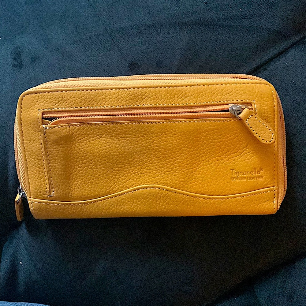 Tignanello leather wallet